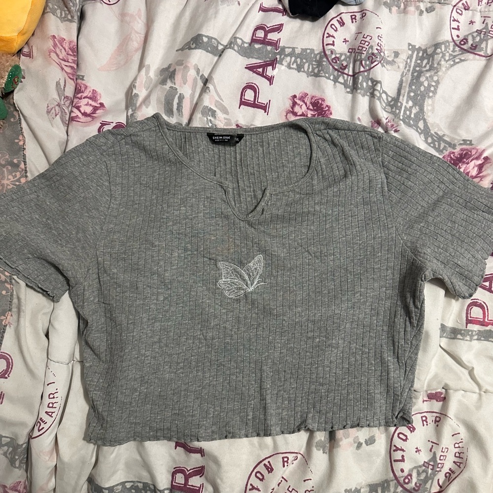gray shein butterfly crop top